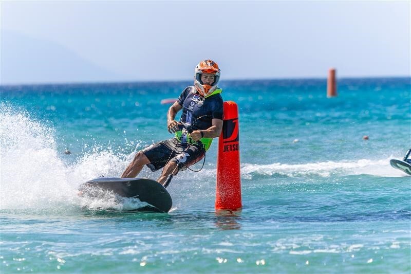 TÜRKİYE MOTOSİKLET FEDERASYONU BÜNYESİNDE 2023 YILINDA KURULAN MOTOSURF BRANŞI, HENÜZ YENİ BİR...