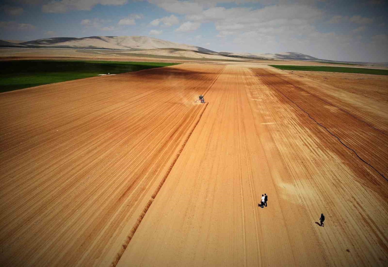TÜRKİYE’NİN TAHIL AMBARI OLARAK BİLİNEN KONYA OVASINDA, YAĞIŞLARDA YÜZDE 44 ORANINDA DÜŞÜŞ...