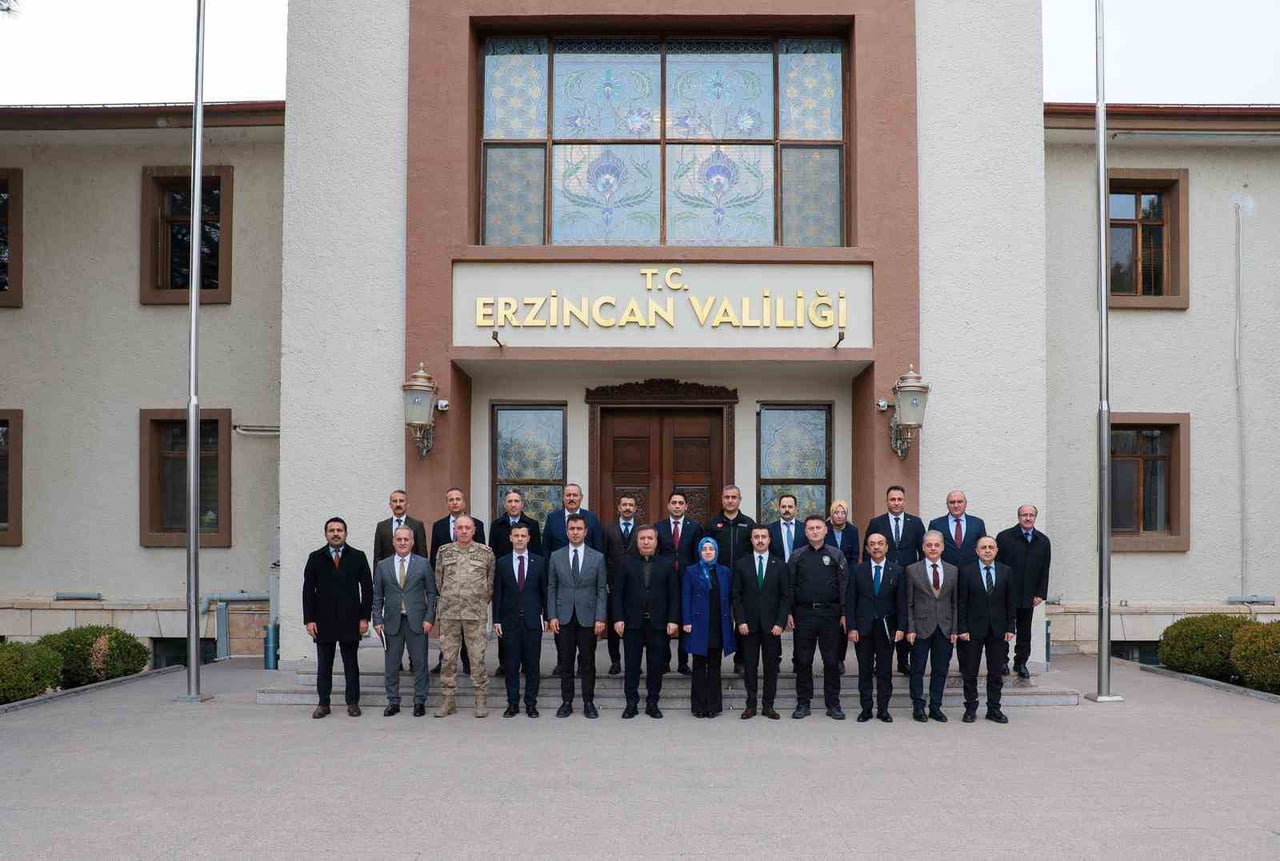 VALİ AYDOĞDU BAŞKANLIĞINDA 29. BİRİM AMİRLERİ TOPLANTISI YAPILDI