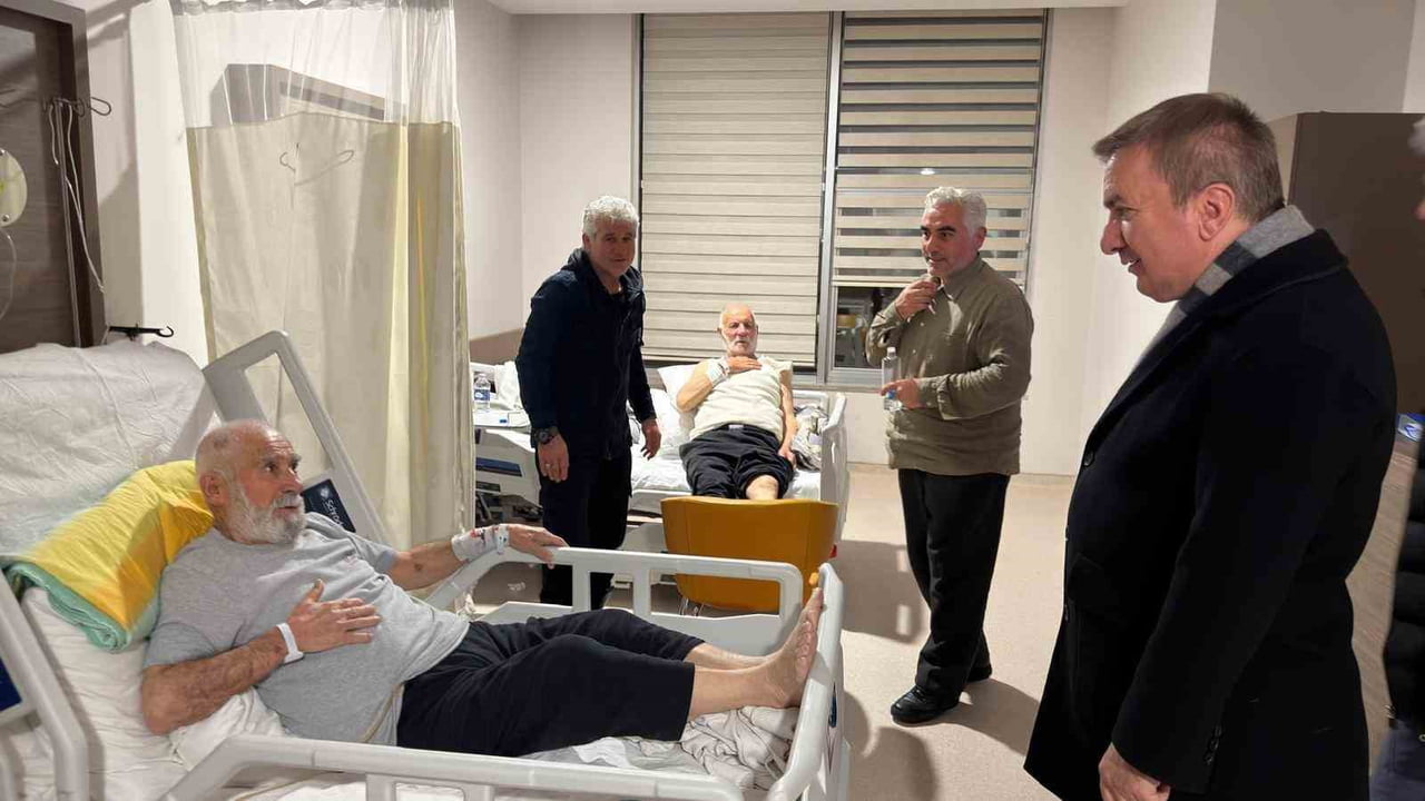 VALİ AYDOĞDU’DAN MENGÜCEK GAZİ EĞİTİM VE ARAŞTIRMA HASTANESİ’NE ZİYARET