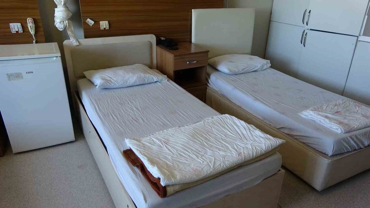 VAN'DA KIŞ AYLARINDA YOLLARIN KAPANMA İHTİMALİNE KARŞI, KIRSAL MAHALLELERDE YAŞAYAN HAMİLE...