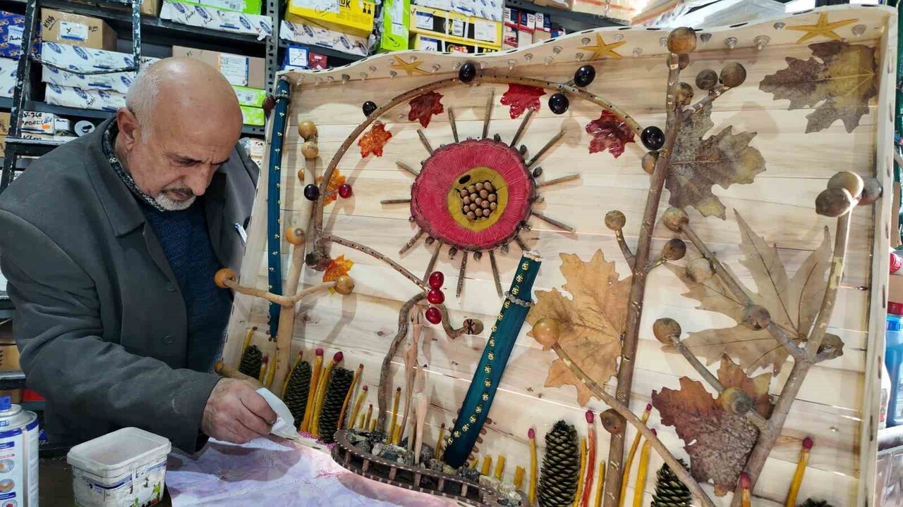 VAN'IN ERCİŞ İLÇESİNDE YAŞAYAN OTO YEDEK PARÇA USTASI SAMİ DEMİR, DOĞADAN TOPLADIĞI AĞAÇ VE TAŞ...