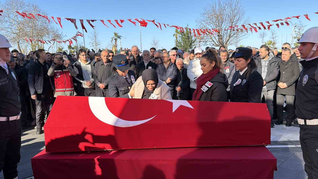 YALOVA'DA TERÖR ÖRGÜTÜ DEAŞ'A YÖNELİK OPERASYONDA ÇIKAN ÇATIŞMADA ŞEHİT OLAN POLİS MEMURU TURGUT...