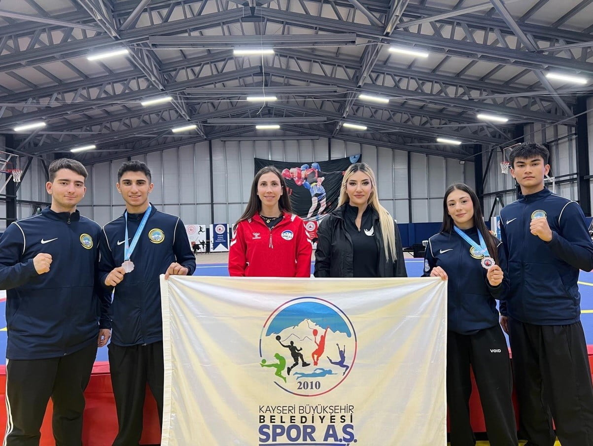 YALOVA’DA DÜZENLENEN 2026 TÜRKİYE WUSHU KUNG FU BÜYÜKLER ŞAMPİYONASI’NDA KAYSERİ SPOR A.Ş. SPOR...