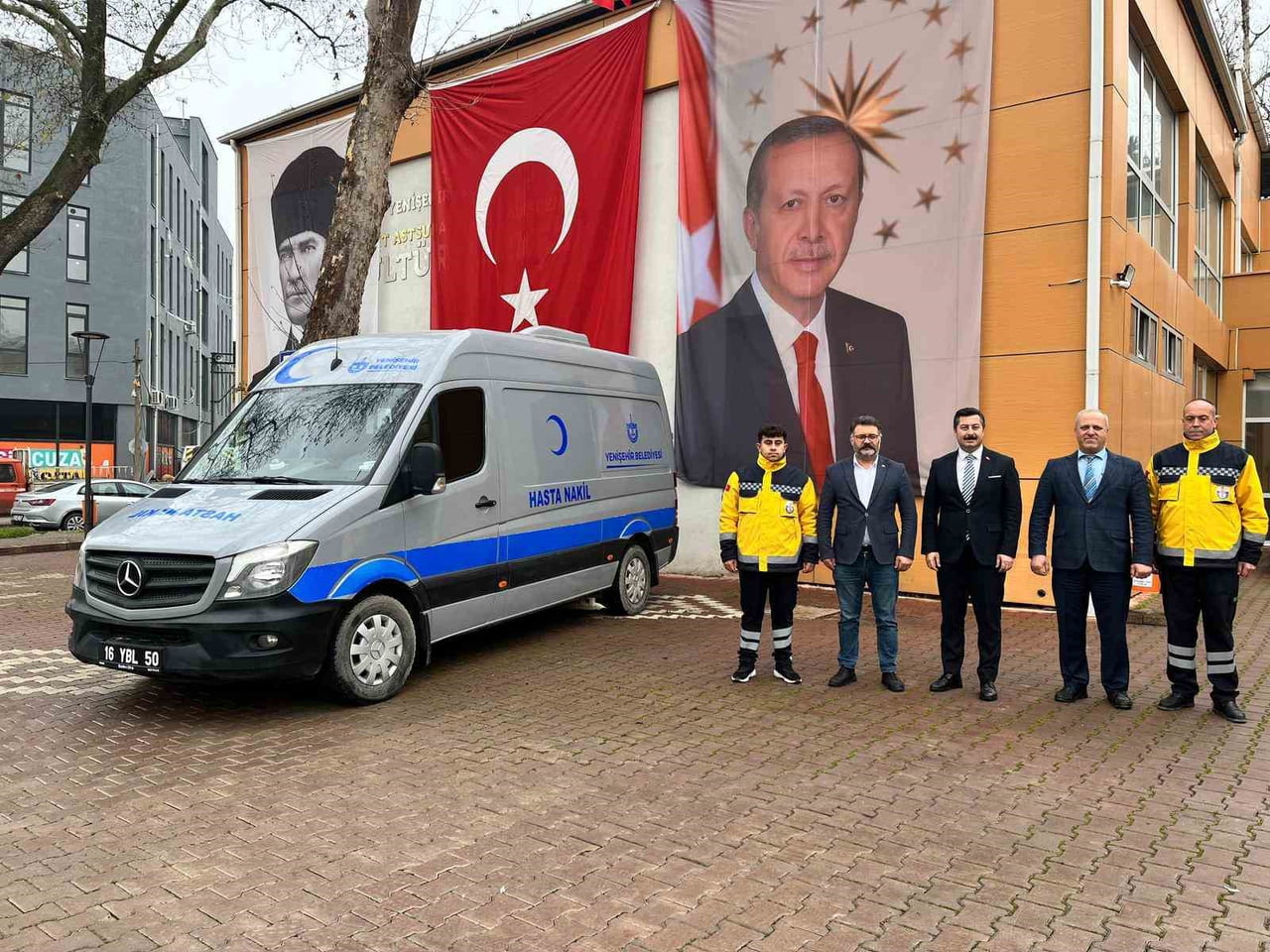 YENİŞEHİR BELEDİYE BAŞKANI ERCAN ÖZEL TARAFINDAN BAŞLATILAN HASTA NAKİL ARACI BAĞIŞ KAMPANYASI...