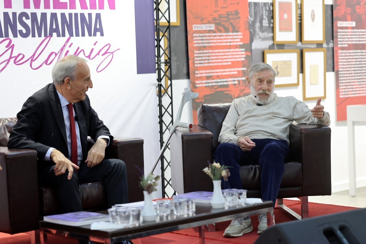 YEŞİLÇAMIN USTA OYUNCUSU 94 YAŞINDAKİ AHMET MEKİN, KÜÇÜKÇEKMECE BELEDİYESİ’NİN DÜZENLEDİĞİ "OYUNCU...