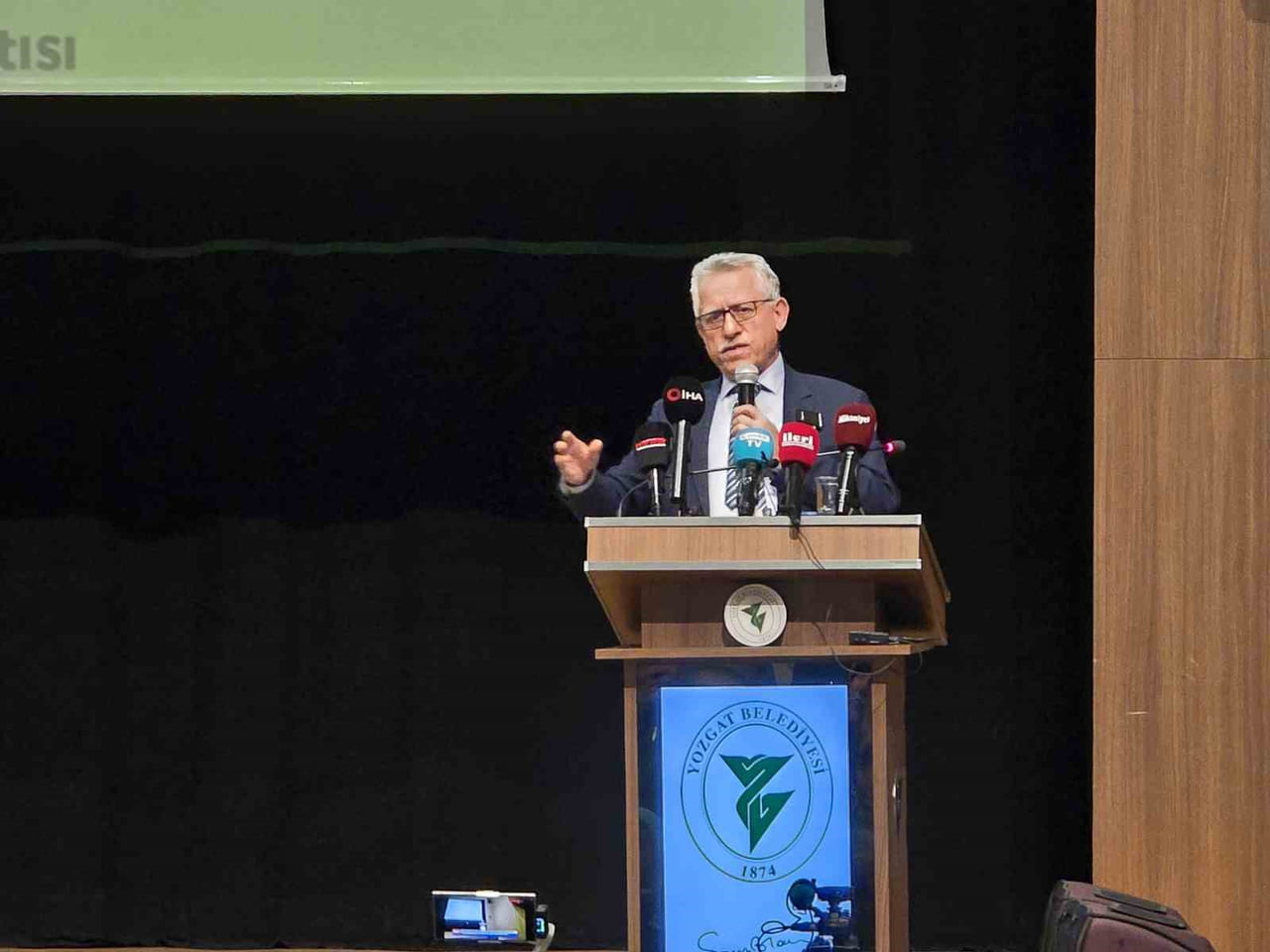 YOZGAT BELEDİYE BAŞKANI KAZIM ARSLAN İKİ YILLIK GÖREV SÜRESİNDE YAPTIĞI ÇALIŞMALARI KAMUOYUNA...