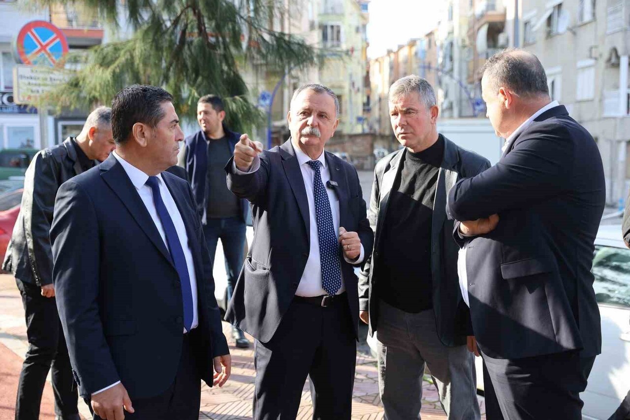 YUNUSEMRE BELEDİYE BAŞKANI SEMİH BALABAN MAHALLE ZİYARETLERİNE KAYNAK MAHALLESİ İLE DEVAM ETTİ....