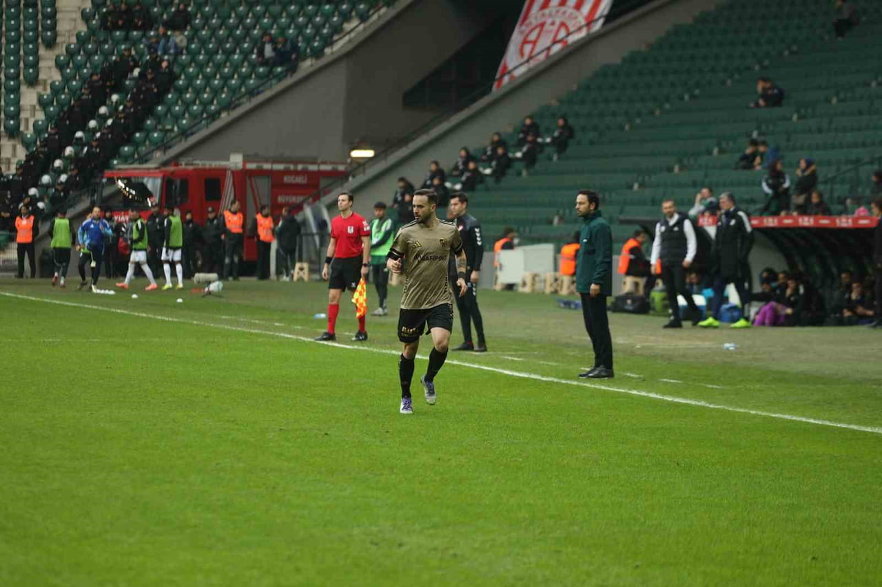 ZİRAAT TÜRKİYE KUPASI C GRUBU İLK MAÇINDA KOCAELİSPOR, 1. LİG EKİBİ ERZURUMSPOR FK’YI 3-1'LİK...