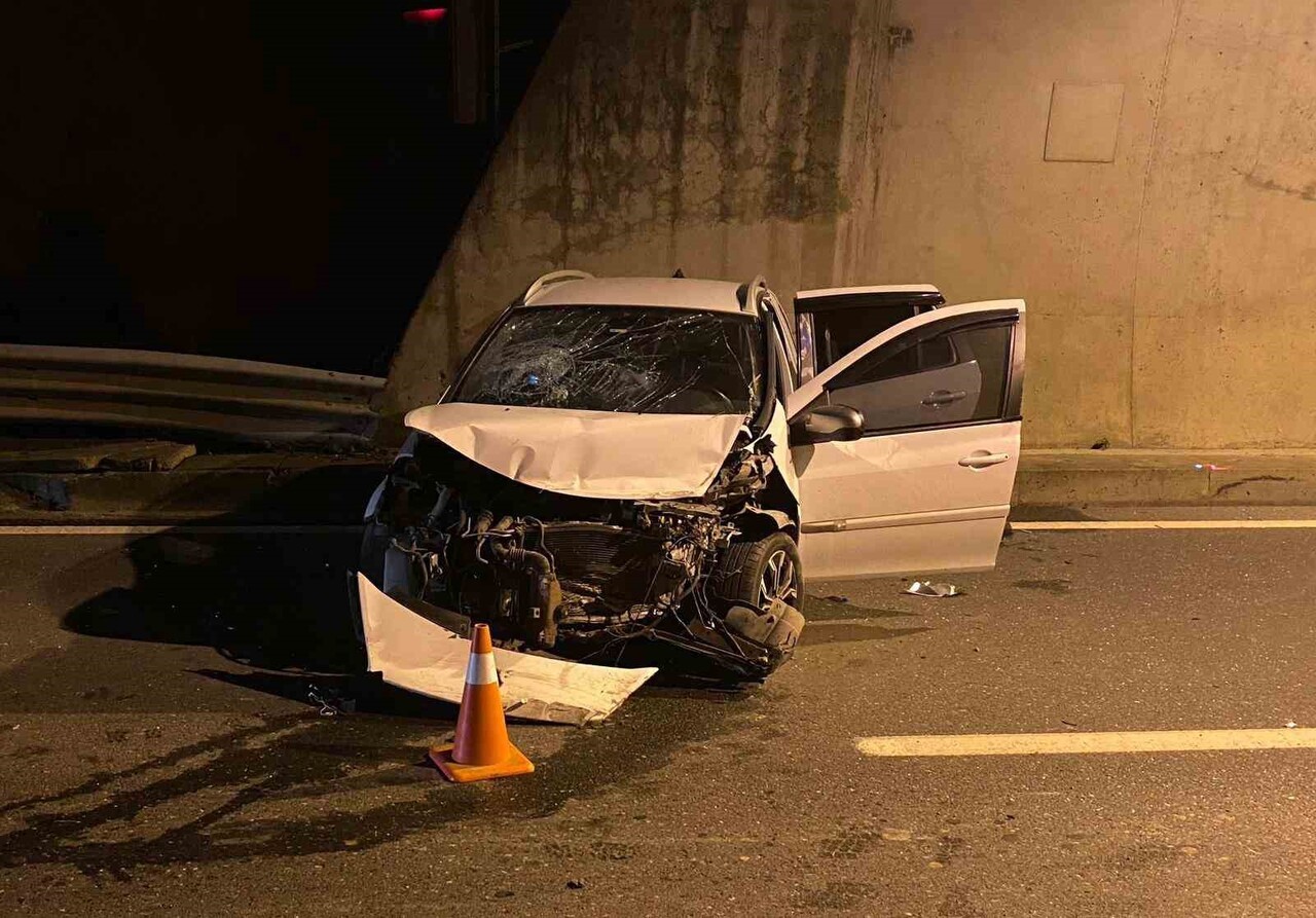 ZONGULDAK (İHA) - ZONGULDAK'IN ALAPLI  İLÇESİNDE GECE SAATLERİNDE KAVUKKAVLA MEVKİİ TÜNELİ...