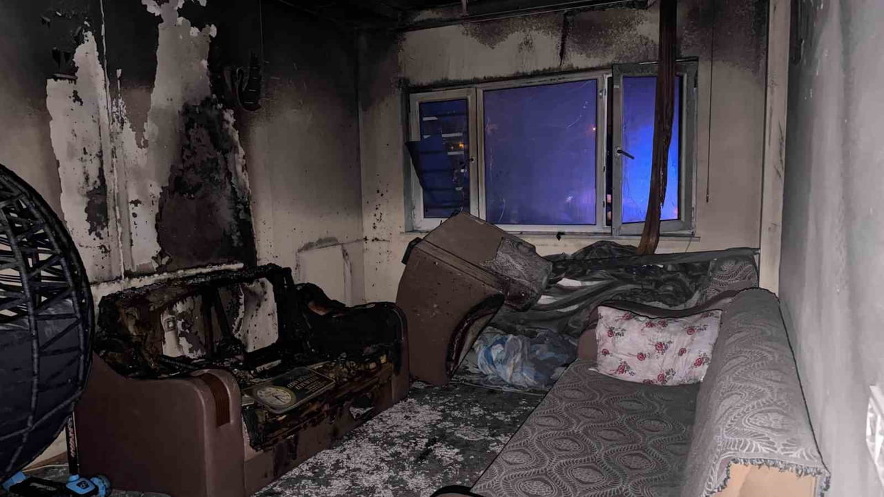 ZONGULDAK (İHA) - ZONGULDAK’IN ALAPLI İLÇESİNDE TOKİ KONUTLARINDA BULUNAN BİR DAİREDE ÇIKAN...