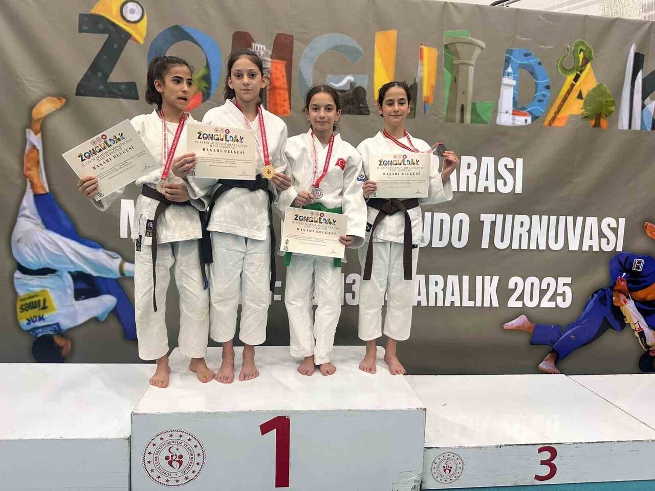 ZONGULDAK’TA DÜZENLENEN 11. ULUSLARARASI MADENCİ KUPASI JUDO TURNUVASI, 7 ÜLKE VE 37 İLDEN...