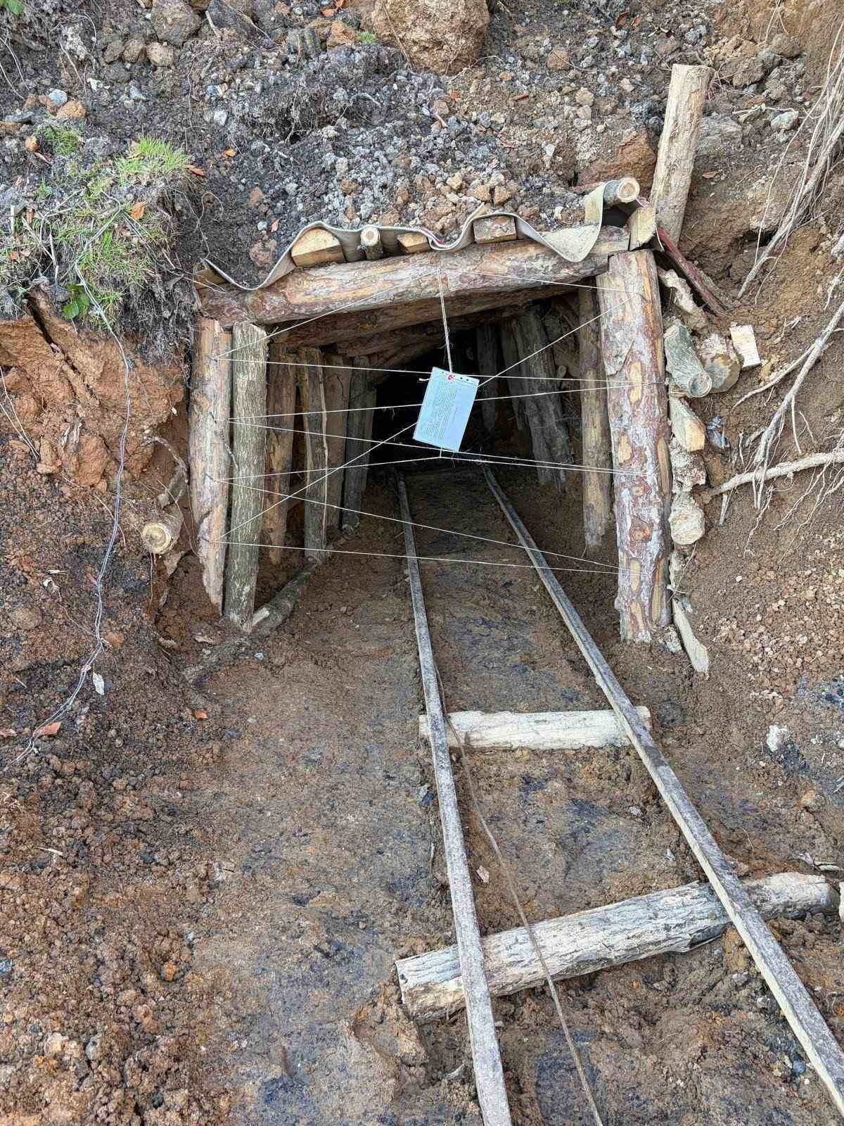 ZONGULDAK’TA EKİPLERCE YAPILAN DENETİMLERDE 7 RUHSATIZ MADEN OCAĞI KAPATILDI.