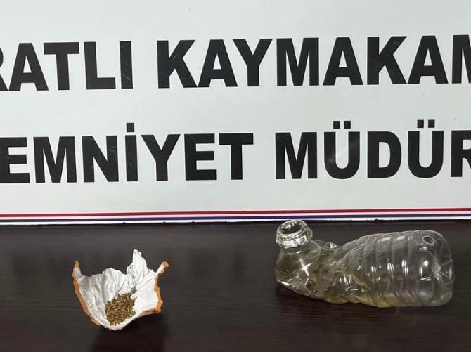 2 GRAM UYUŞTURUCU MADDE YAKALANDI.