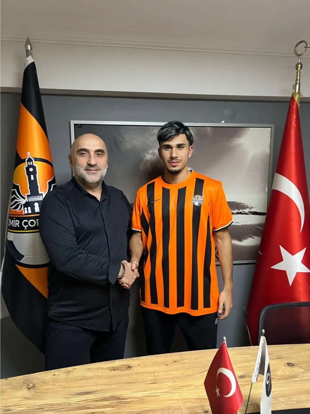 2007 DOĞUMLU ORTA SAHA OYUNCUSU SALİH TOKGÖZ