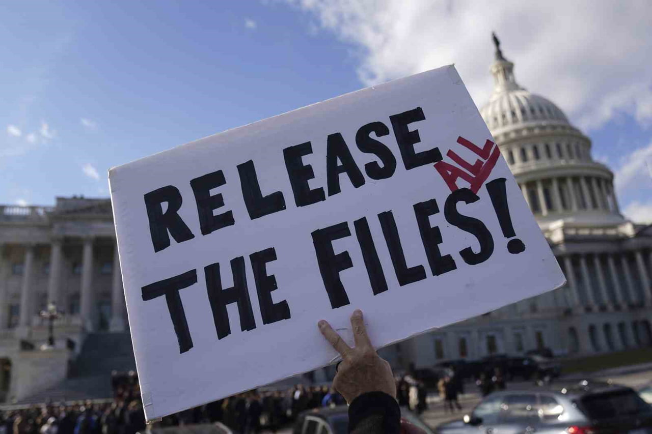 ABD ADALET BAKANLIĞI'NDAN YAPILAN AÇIKLAMADA, KIZ ÇOCUKLARINA YÖNELİK CİNSEL İSTİSMAR ŞEBEKESİ...