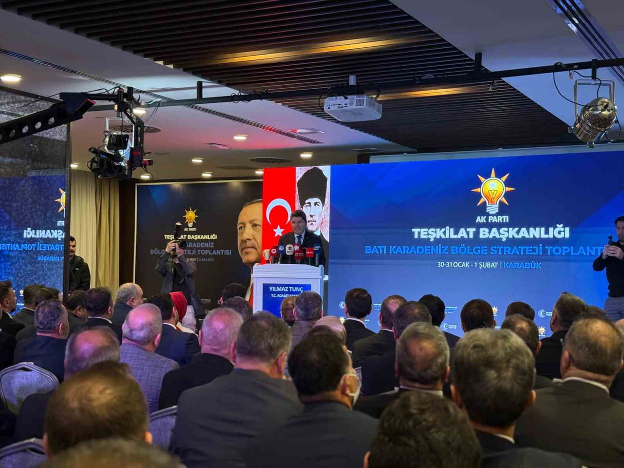 ADALET BAKANI YILMAZ TUNÇ; KARABÜK’TE AK PARTİ GENEL MERKEZ TEŞKİLAT BAŞKANLIĞINCA...