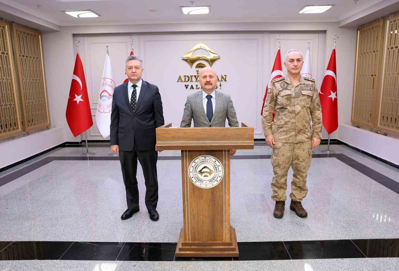 ADIYAMAN’DA İL EMNİYET MÜDÜRLÜĞÜ VE İL JANDARMA KOMUTANLIĞI’NIN KATILIMIYLA “ASAYİŞ DEĞERLENDİRME...