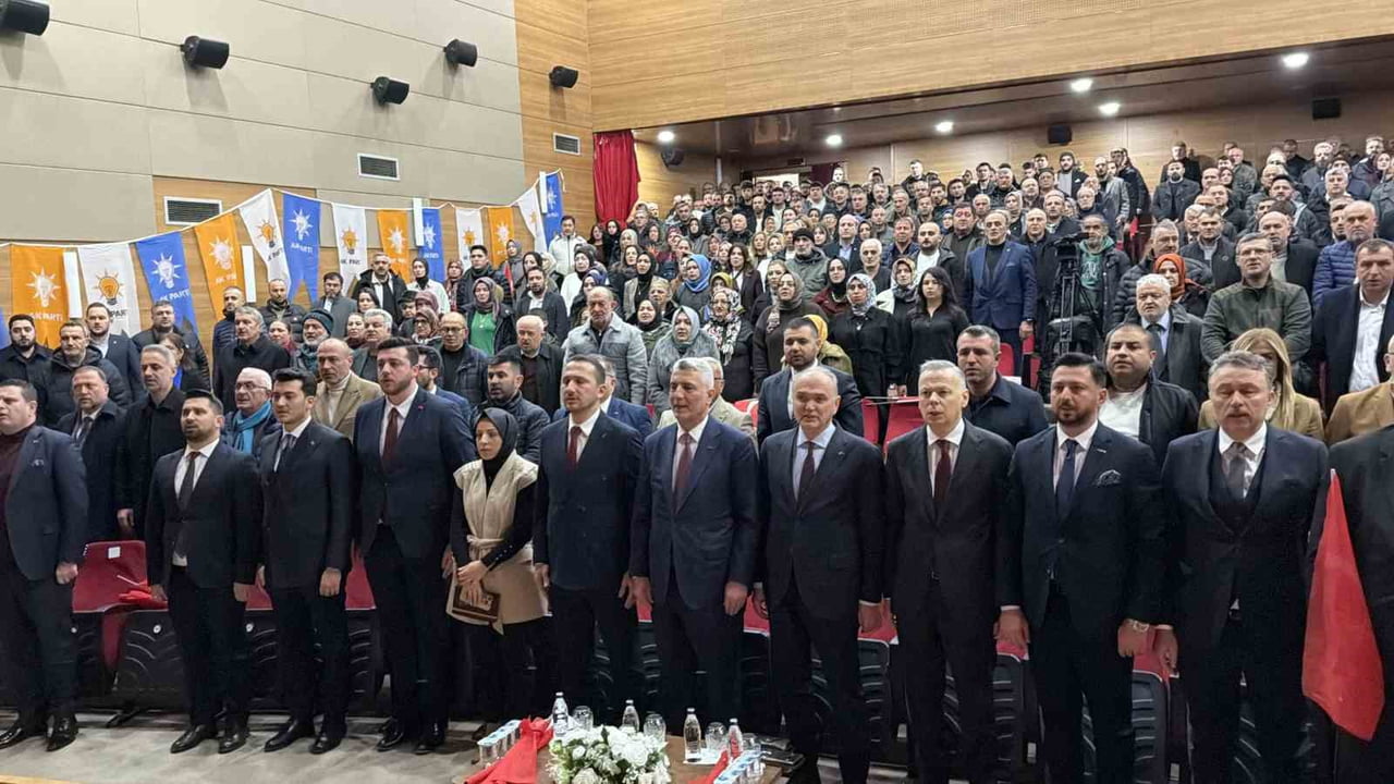 AK PARTİ DÜZCE GENİŞLETİLMİŞ İL DANIŞMA MECLİSİ TOPLANTISINDA KONUŞAN TİCARET BAKANI PROF. DR....