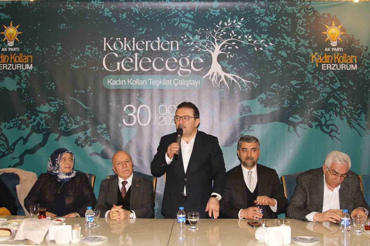 AK PARTİ ERZURUM İL KADIN KOLLARI TARAFINDAN DÜZENLENEN “KÖKLERDEN GELECEĞE” KADIN KOLLARI...