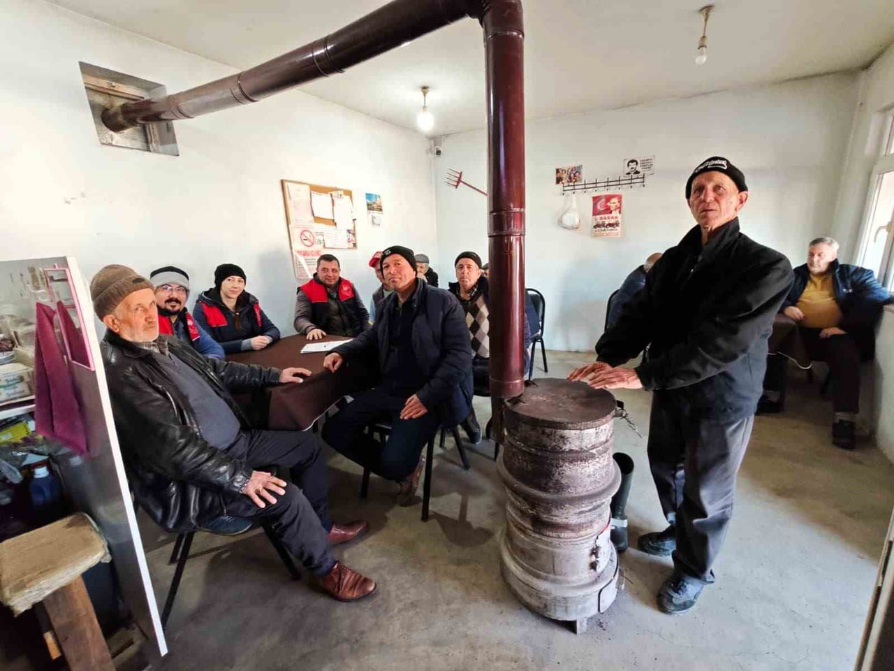 AKPINAR KÖYÜNDE İKAMET EDEN ÇİFTÇİYE, TARIMSAL ÜRETİM PLANLAMASI, GENEL TARIM SAYIMI, AŞILAMA...