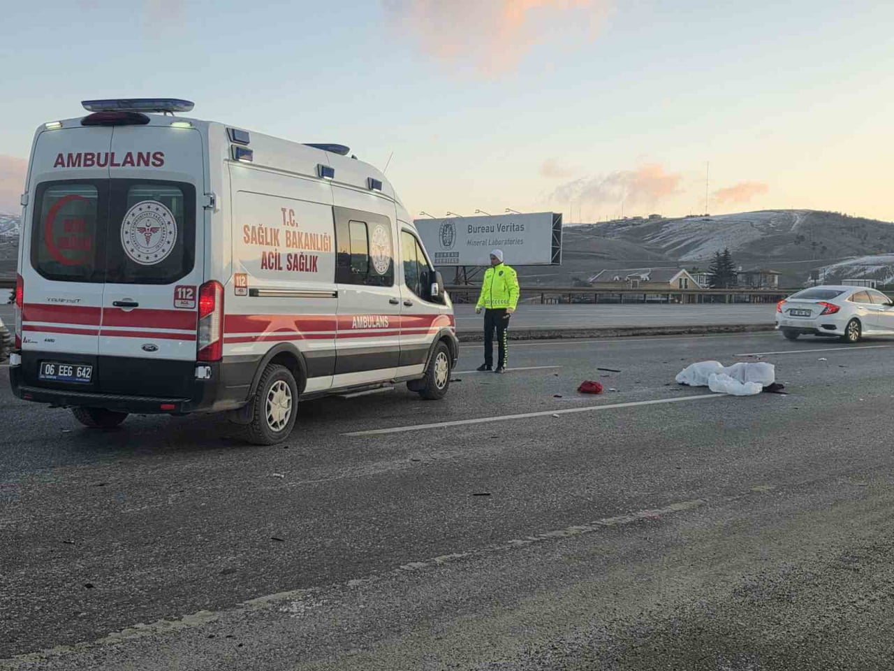 ANKARA'NIN ELMADAĞ İLÇESİNDE MEYDANA GELEN TRAFİK KAZASINDA 1 KİŞİ HAYATINI KAYBETTİ.
