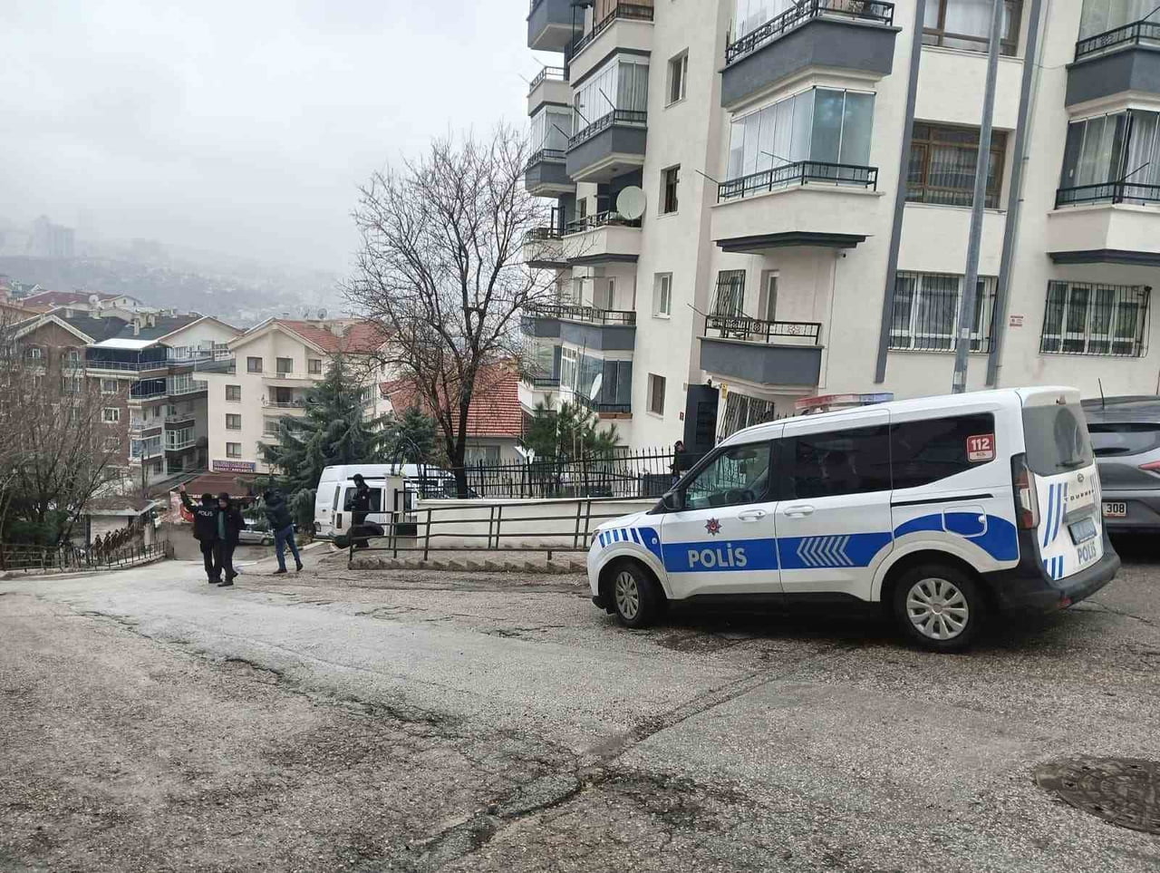 ANKARA’DA BOĞULARAK ÖLDÜRÜLEN ESRA MURATOĞLU’NUN KATİL ZANLILARI Ç.Y VE O.K., MURATOĞLU’NUN...