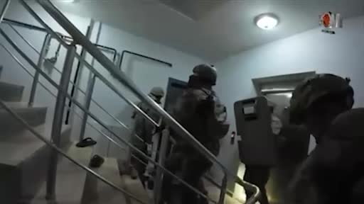 Antalya’da ‘Bayğaralar’ suç çetesine yönelik operasyonda 15 şüpheli gözaltına alındı