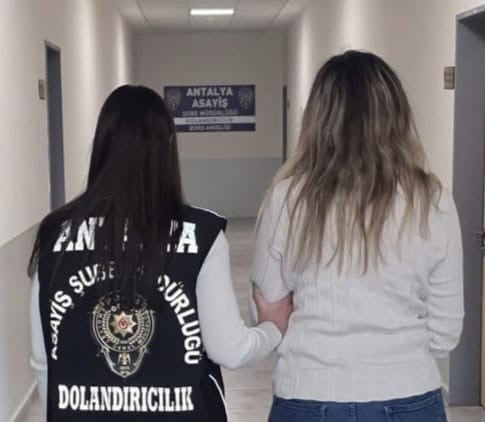 ANTALYA’DA İNTERNET SİTELERİNDE VERİLEN SATILIK CEP TELEFONU İLANLARI ÜZERİNDEN SAHTE ÖDEME...