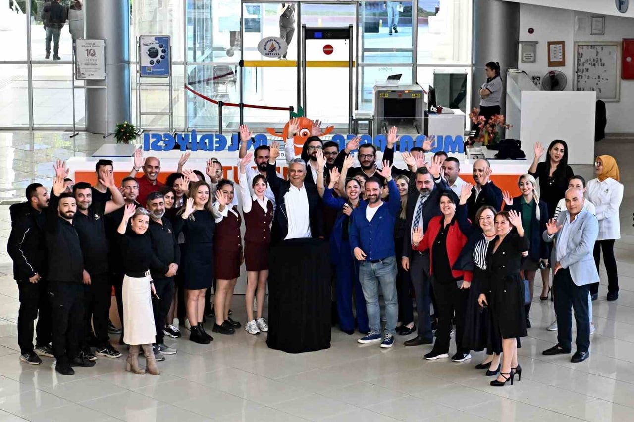 ANTALYA’DA MURATPAŞA BELEDİYESİ’NİN HALKLA İLİŞKİLER VE YÖNETİŞİM SİSTEMİ TURUNÇ MASA, 2025...