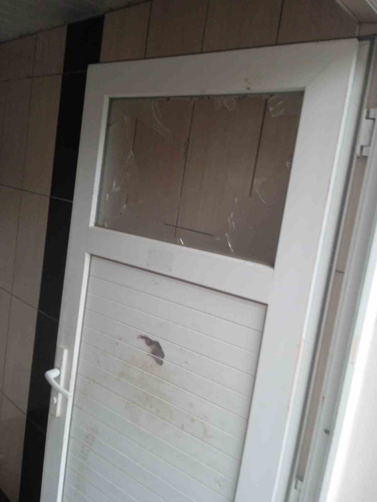 ANTALYA’NIN ALANYA İLÇESİNDE HERKES TARAFINDAN KULLANILAN TUVALET GECE SAATLERİNDE KİMLİĞİ...