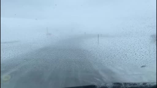 Ardahan'da ulaşıma kar ve tipi engeli