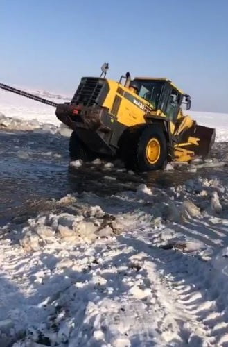 ARDAHAN’IN GÖLE İLÇESİNDE İÇME SUYU POMPASI ARIZALANDI, KÖY VE HAYVANLAR SUSUZ KALDI. ÖZEL İDARE...