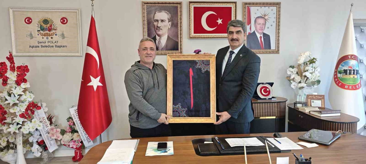 AŞKALE BELEDİYE BAŞKANI ŞENOL POLAT, 10 OCAK ÇALIŞAN GAZETECİLER GÜNÜ DOLAYISIYLA İLÇEDE GÖREV...