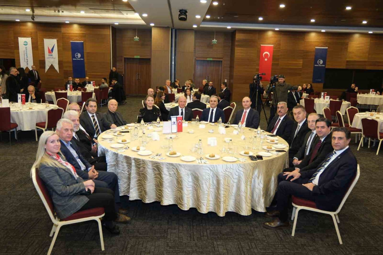 ASO ELEKTRONİK MESLEK KOMİTESİ'NİN ‘2025 YILI ELEKTRONİK SEKTÖRÜ YILIN İŞ İNSANI, GİRİŞİMCİ VE...