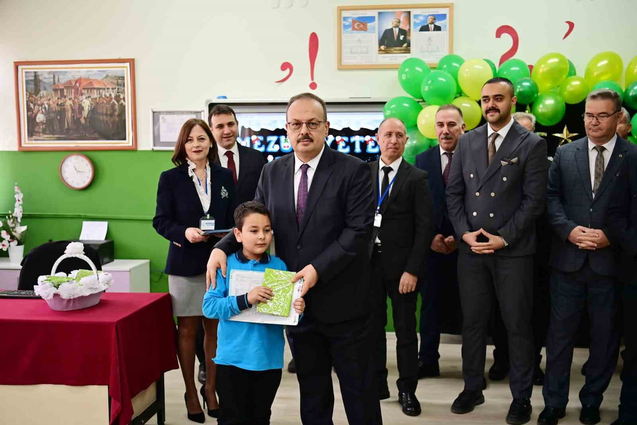 AYDIN'DA YARI YIL TATİLİNE GİREN 188 BİN 343 ÖĞRENCİ KARNE HEYECANI YAŞARKEN, UMURBEY İLKOKULU...