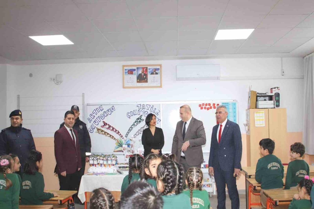 AYDIN'IN KÖŞK İLÇESİNDE YARI YIL TATİLİNE GİREN 4 BİN 349 ÖĞRENCİ KARNE HEYECANI YAŞARKEN, ADNAN...