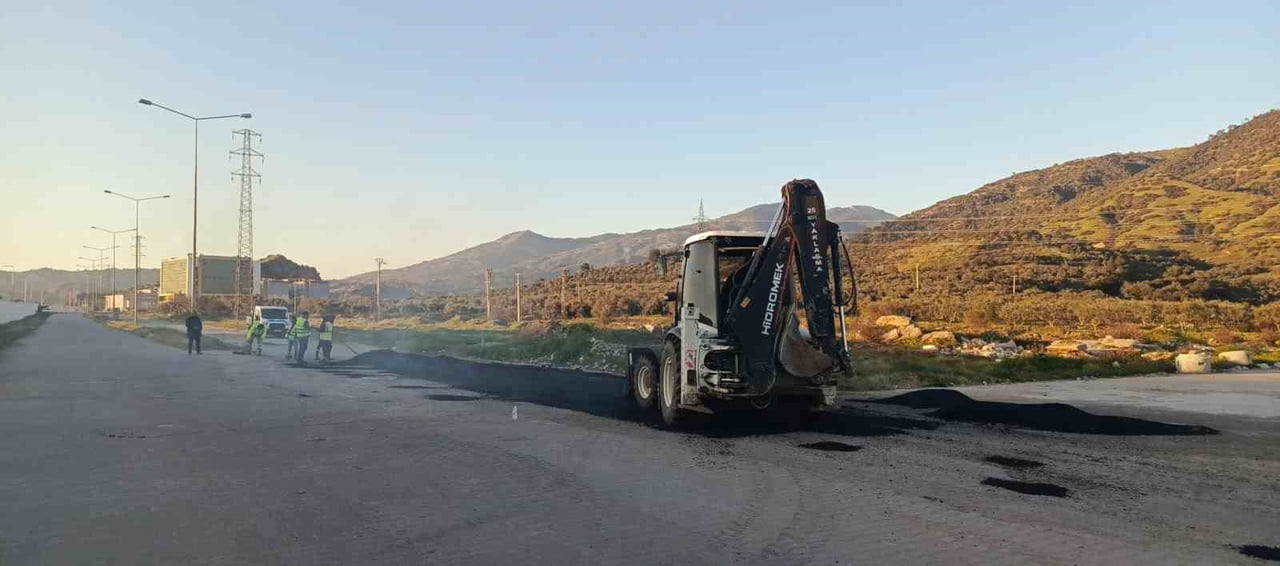 AYDIN BÜYÜKŞEHİR BELEDİYESİ EKİPLERİ TARAFINDAN AYDIN ADNAN MENDERES ÜNİVERSİTESİ (ADÜ) SAĞLIK...