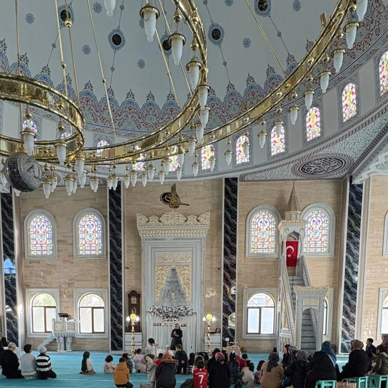 AYDIN’DA MİNİK ÖĞRENCİ MUAZ YILDIRIM, KUR’AN-I KERİM’İ HATMEDEREK HEM AİLESİNİN HEM DE...