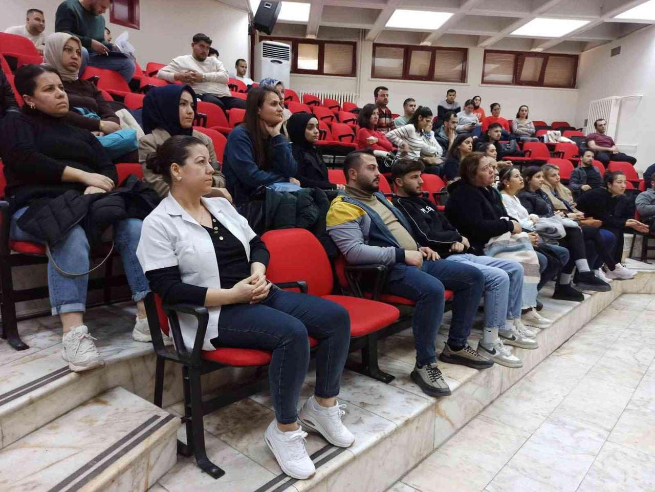 AYDIN DEVLET HASTANESİ’NDE GÖREVE BAŞLAYAN ÖZEL GÜVENLİK, TEMİZLİK VE KLİNİK DESTEK PERSONELİNE...