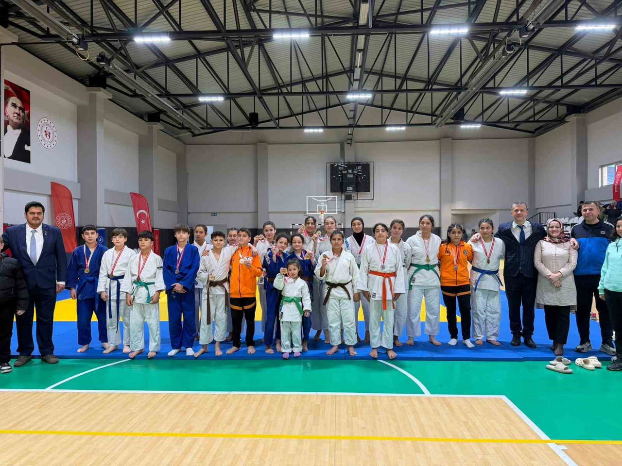 AYDIN GENÇLİK VE SPOR İL MÜDÜRLÜĞÜ KOORDİNESİNDE KOÇARLI’DA DÜZENLENEN YILDIZLAR JUDO İL...