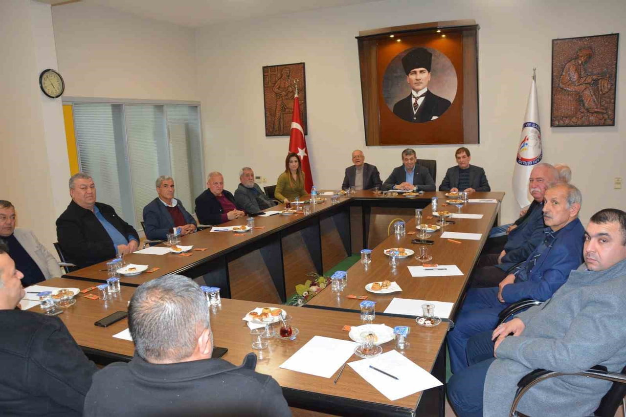 AYESOB EV SAHİPLİĞİNDE GERÇEKLEŞTİRİLEN YILIN İLK ŞOFÖRLER VE OTOMOBİLCİLER ODALARI KURUL...