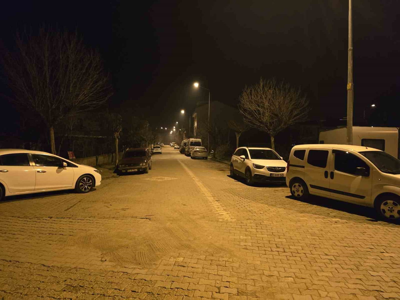 BALIKESİR'İN SINDIRGI İLÇESİNDE 4.1 VE 4.4 BÜYÜKLÜĞÜNDE PEŞ PEŞE İKİ DEPREM MEYDANA...