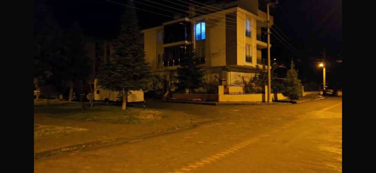 BALIKESİR’DE 5 BÜYÜKLÜĞÜNDE DEPREM: HAYAT NORMALE DÖNDÜ