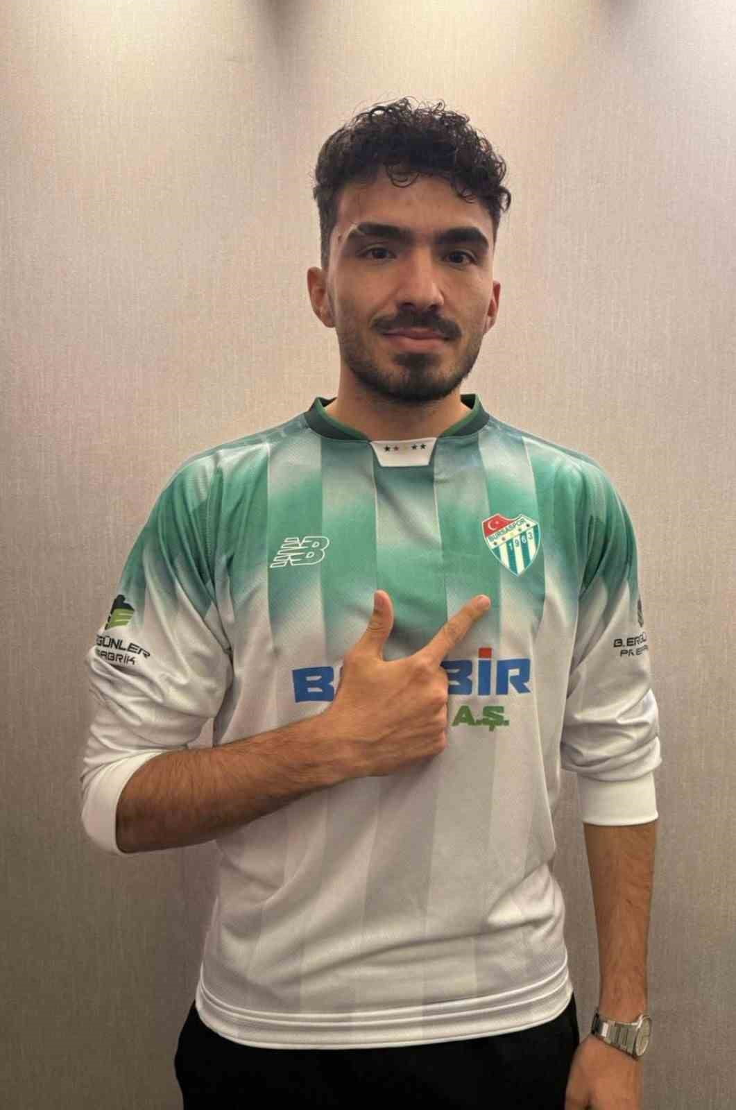 BARAN BAŞYİĞİT’İN SAKATLIĞI SONRASI HAREKETE GEÇEN BURSASPOR, GOL YOLLARINDAKİ EKSİK İÇİN...