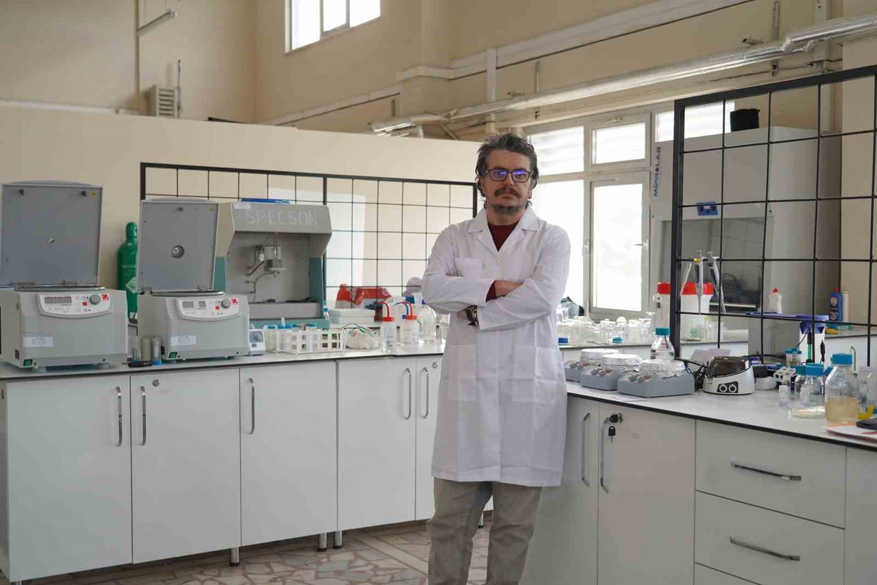 BARTIN ÜNİVERSİTESİ MÜHENDİSLİK, MİMARLIK VE TASARIM FAKÜLTESİ ÖĞRETİM ÜYESİ DOÇ. DR. MUSTAFA...