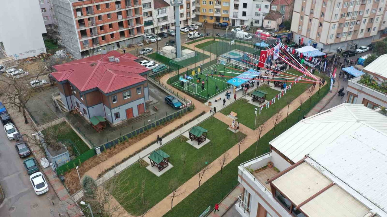 BAŞKAN BİNGÖL: "ARI GİBİ ÇALIŞIYORUZ, ARKAMIZDA TUZLALILAR VAR"