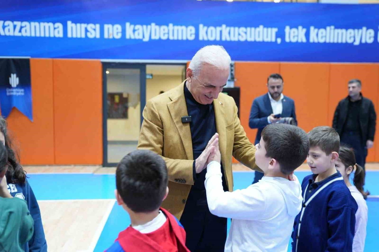 BAŞKAN İSMET YILDIRIM, PROGRAMIN SON GÜNÜNE KATILARAK ÇOCUKLARIN HEYECANINA ORTAK OLDU