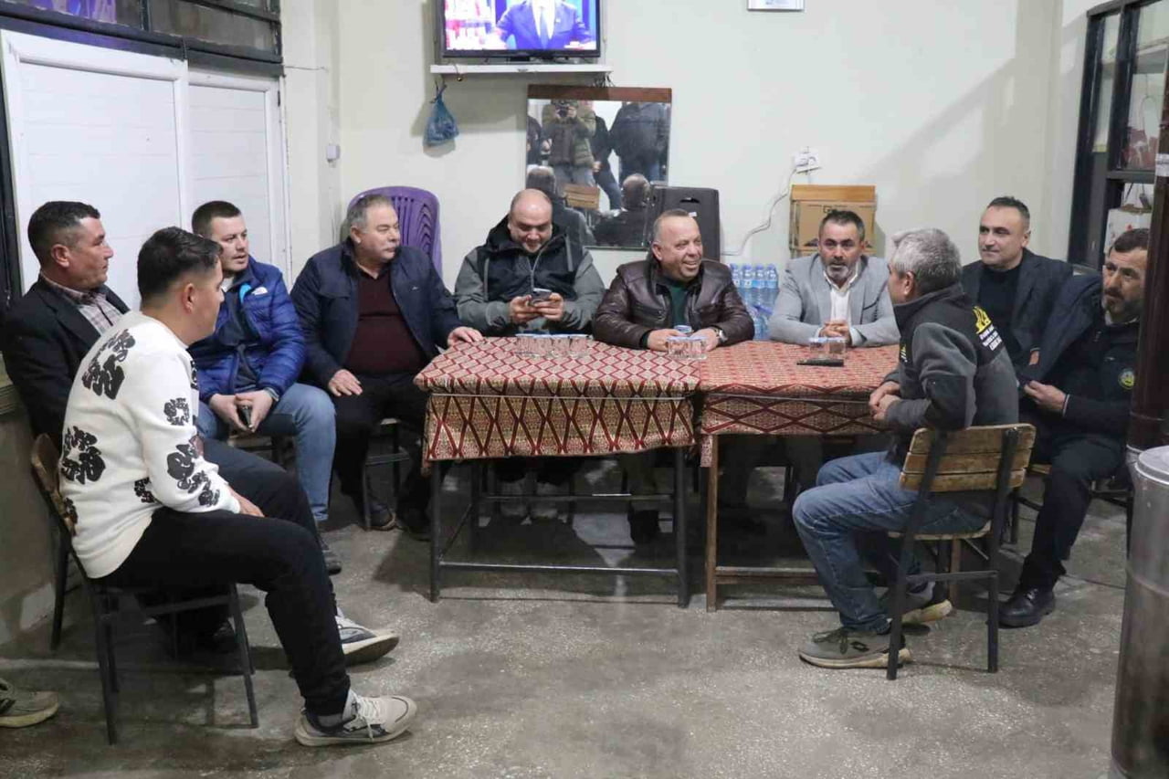 BAŞKAN ÖZEL, HAYDERE MAHALLESİ’NDE VATANDAŞLARLA BİR ARAYA GELDİ