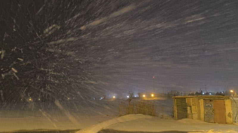 BATMAN'IN GERCÜŞ İLÇESİNDE GECE SAATLERİNDE BAŞLAYAN VE ETKİSİNİ ARTIRARAK DEVAM EDEN KAR YAĞIŞI...